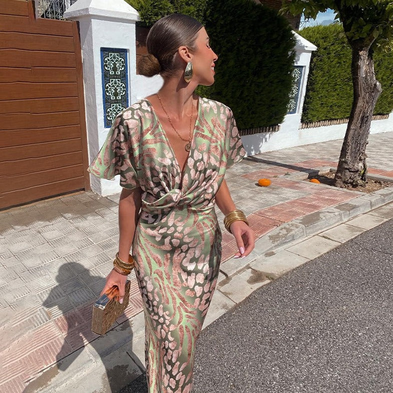 L&J - Sophisticated Silk Dress